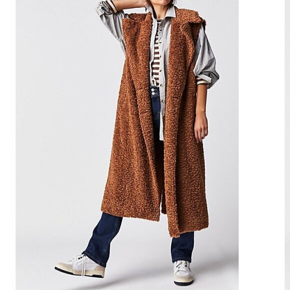 NWT Free People Cozy Time Vest in Cashew - Picture 4 of 9